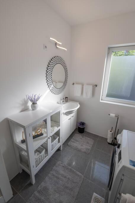 דירות זאדאר Apartman Iva מראה חיצוני תמונה